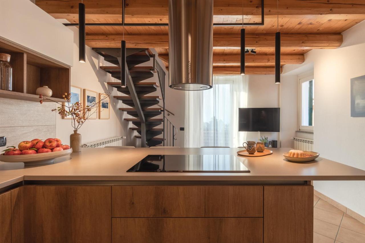 Casa Del Borgo "Aria & Acqua" Sul Lago Maggiore Maccagno Extérieur photo