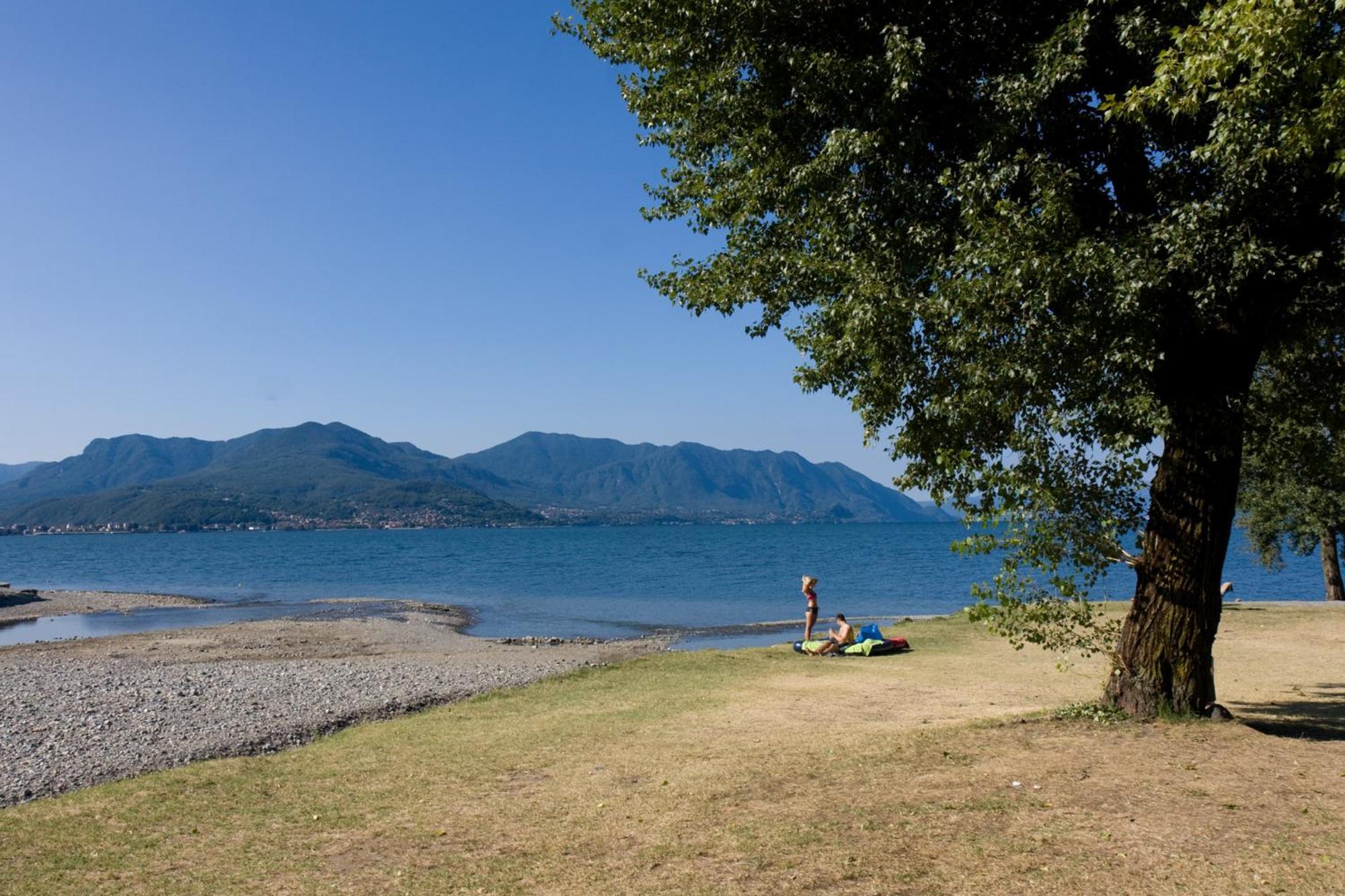 Casa Del Borgo "Aria & Acqua" Sul Lago Maggiore Maccagno Extérieur photo