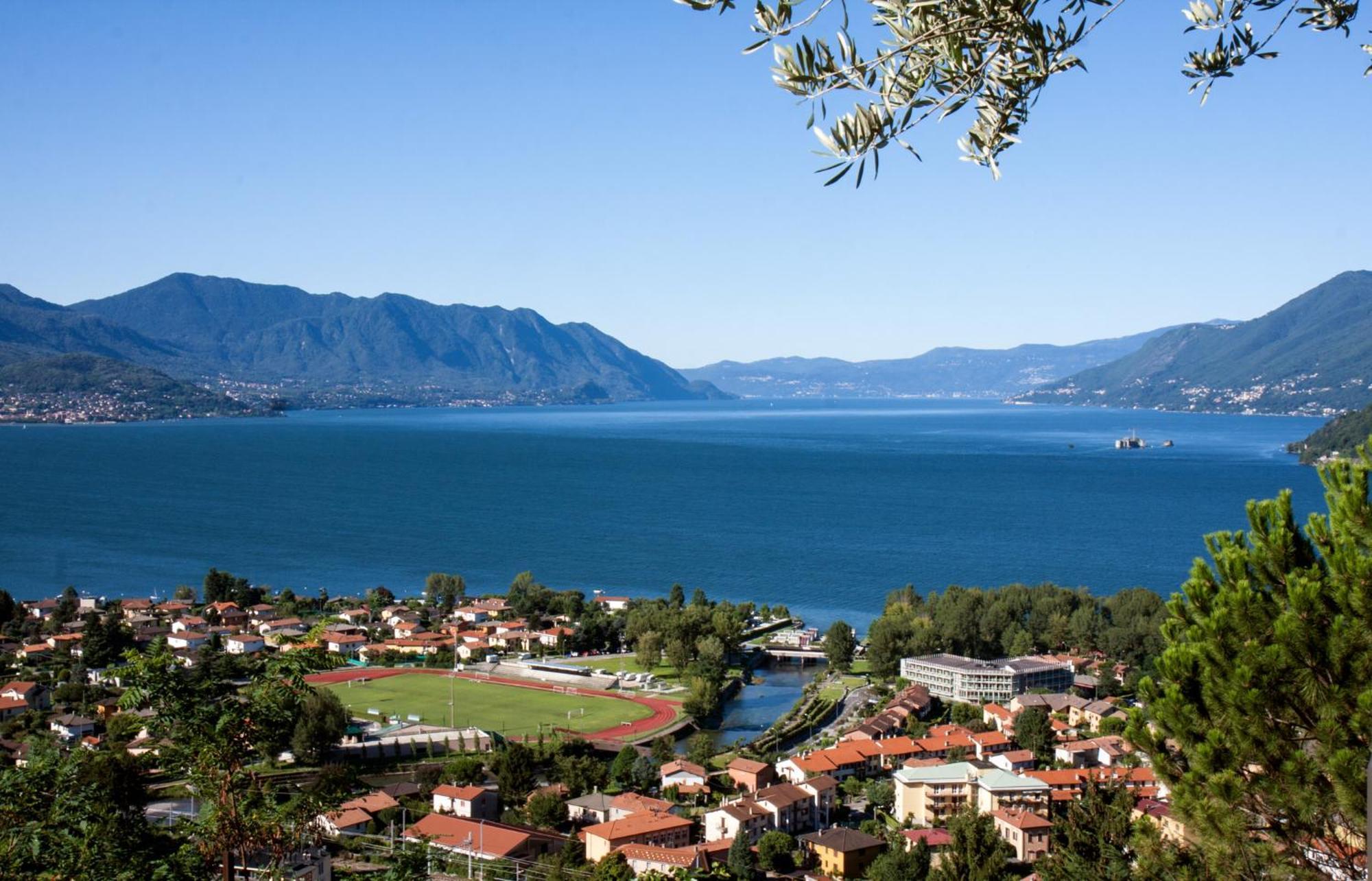 Casa Del Borgo "Aria & Acqua" Sul Lago Maggiore Maccagno Extérieur photo
