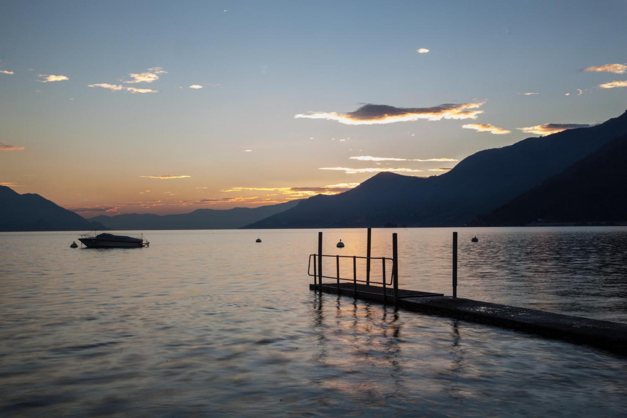 Casa Del Borgo "Aria & Acqua" Sul Lago Maggiore Maccagno Extérieur photo
